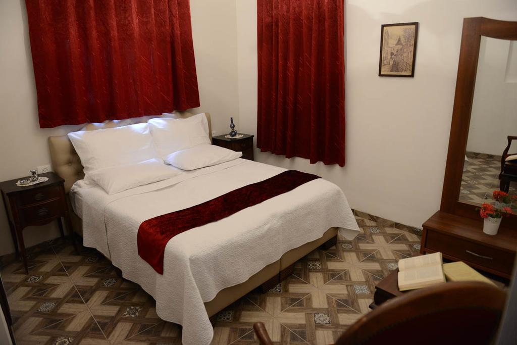 Mensa Christi Guesthouse ナザレ エクステリア 写真
